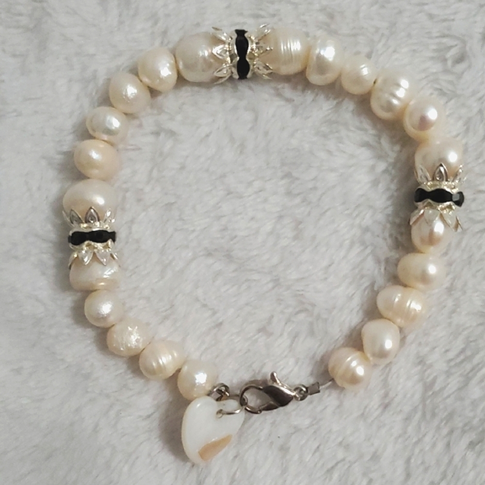 Artisan Made Elegant Pearl Bracelet